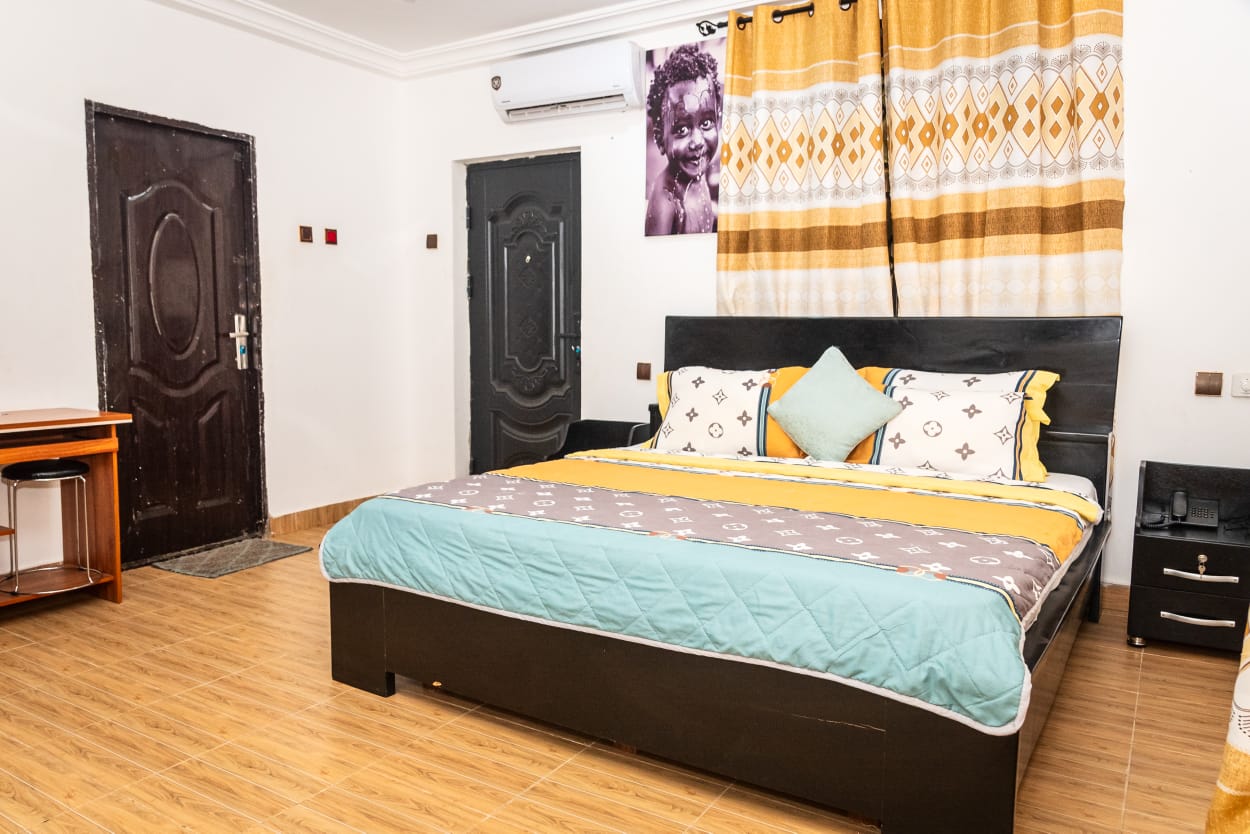 Room B10 bedroom